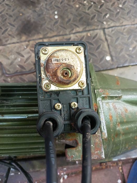 Motor de hidrofor