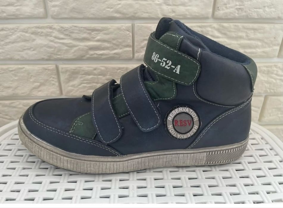 Ботинки демисезонные Раз/37-й.