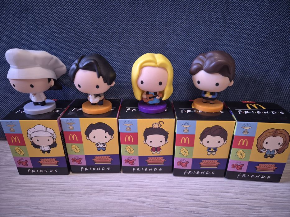 Vand figurine  Friends Phoebe si Ross + cana