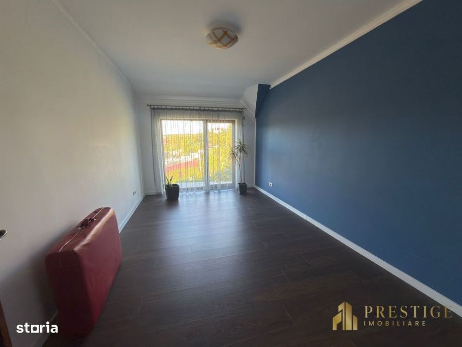 Casa moderna cu teren 1308 mp de vanzare pe str. Gh. Doja - Oradea