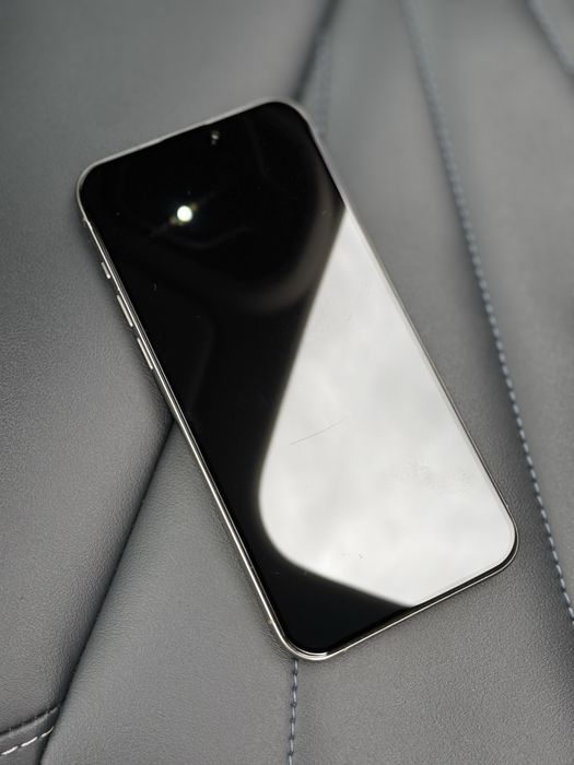 Продам Iphone 15 pro max 1 TB