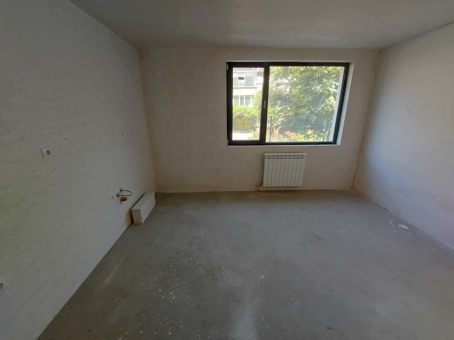 Продава се Тристаен апартамент в Търговище, Център - 78 кв.м за 1033 €/кв.м - Снимка #2