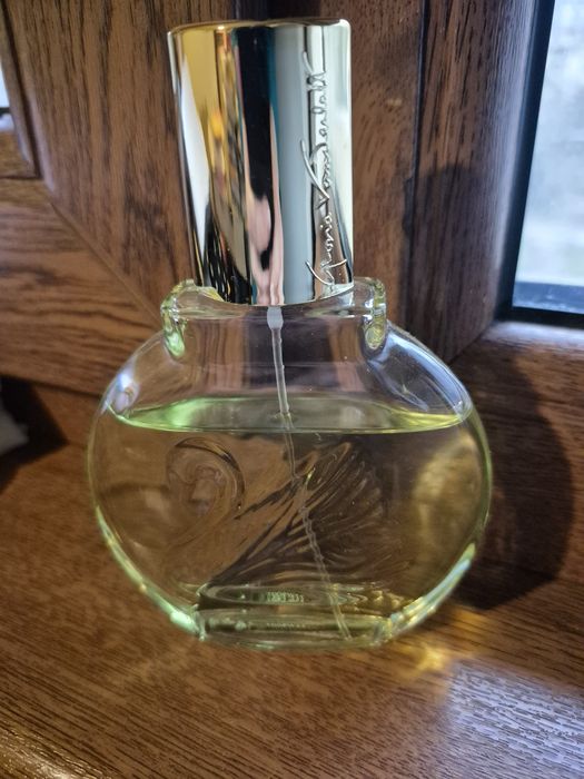 Козметика.Парфюм Глория Вандербилт.Део -200 ml.