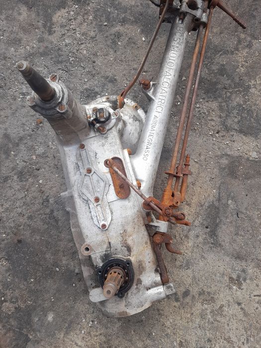 Vând piese pentru cositoare BCS