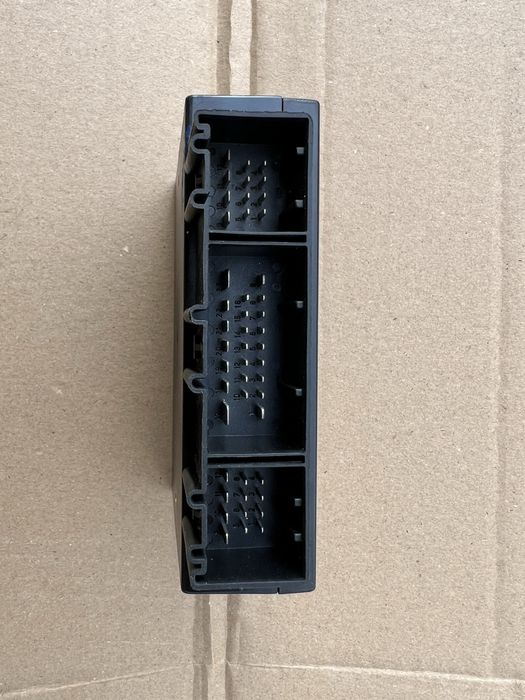 Calculator Confort 7H0959433B | Volkswagen Transporter 5 / T5 / Caravelle 7J / Camper 7H | Piese Modul Comfort VW 5DK008129-51 CAN Unitate