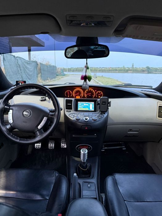 Nissan Primera .