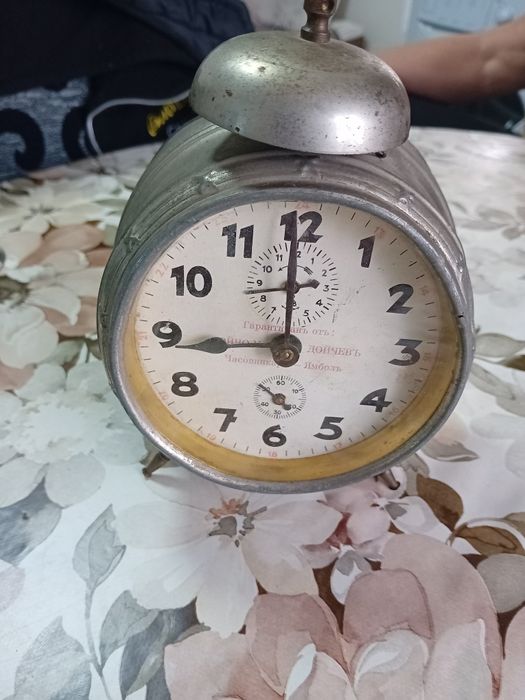 Стар часовник !!