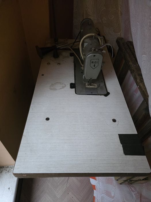 Masina cusut industriala!