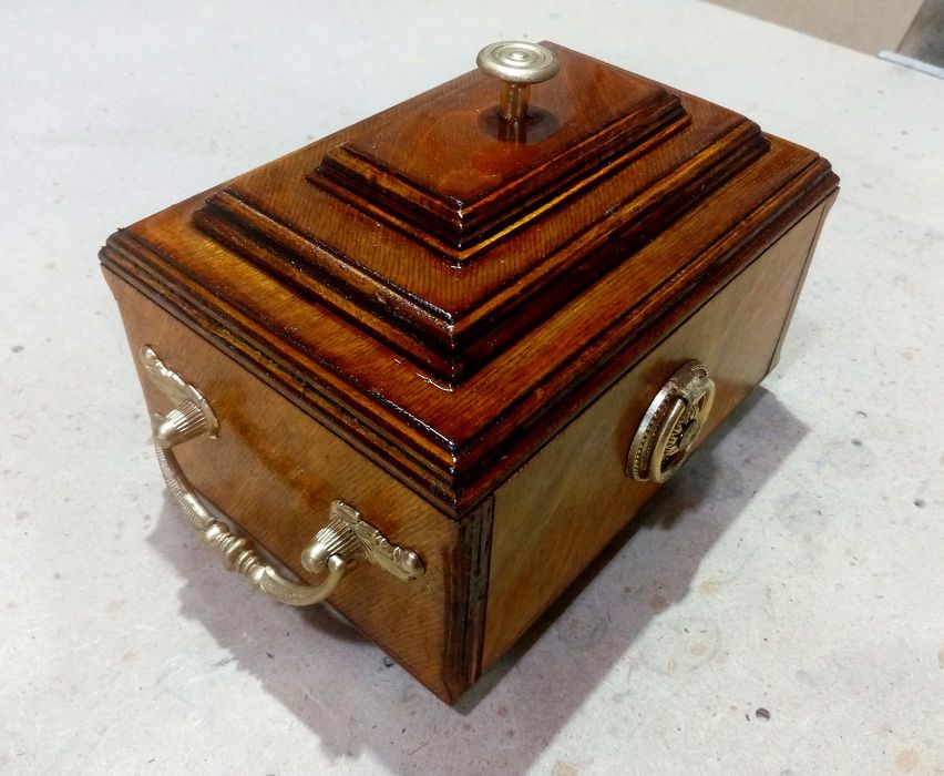 Продам новую шкатулку!