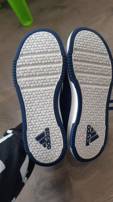 Adidas маратонки