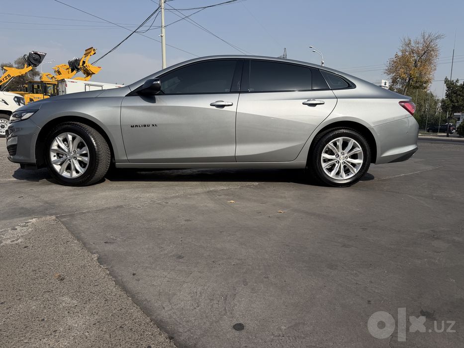 Chevrolet Malibu XL
