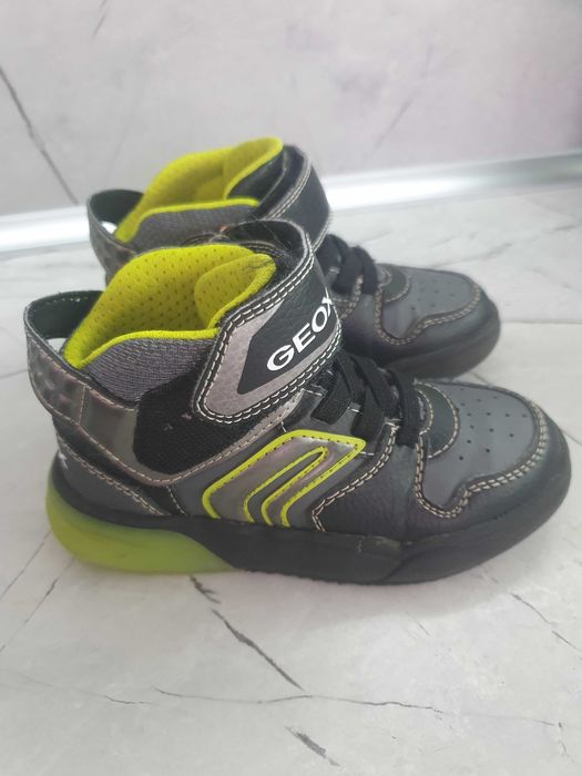 Детски кецове за момче Geox