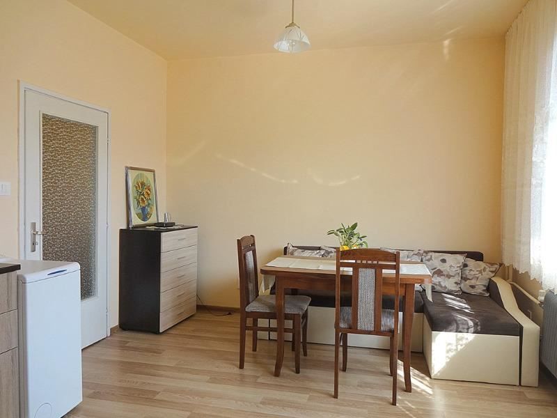 Дава се под наем Двустаен апартамент в Варна, Младост 1 - 55 кв.м за 383.52 € - Снимка #3