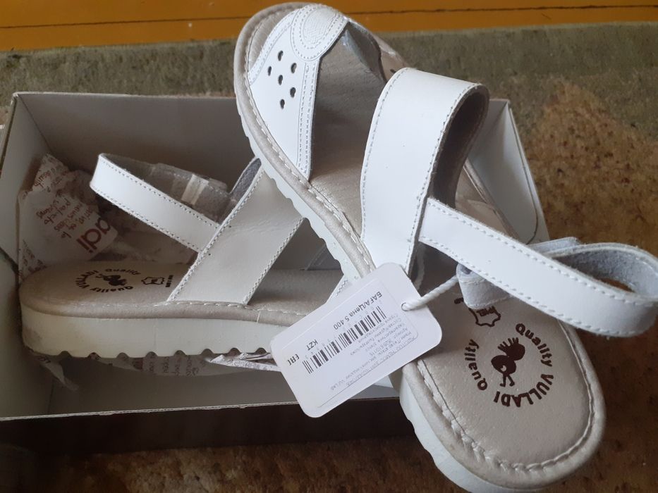 Продам обувь. Размер разные от 30 до 35