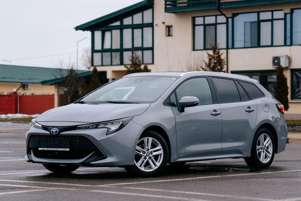 Toyota Corolla 1.8 Hybrid/ LaneAssist/ Distronic