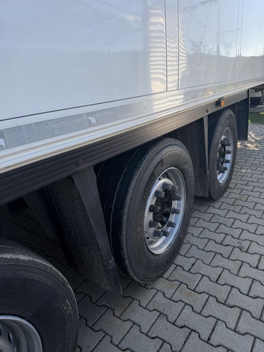 Vand semiremorca de frig