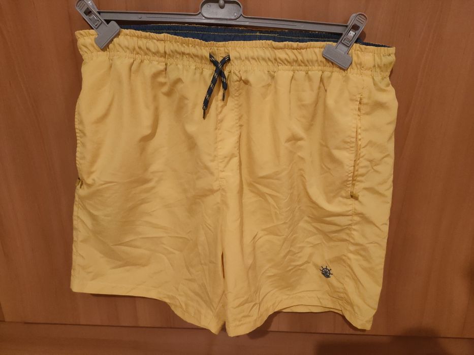 Мъжки бански XL размер