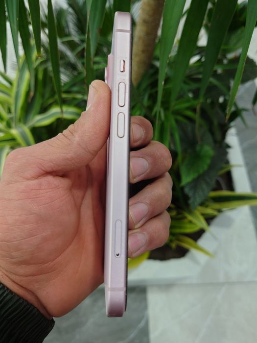 iPhone 15 pink 128gb