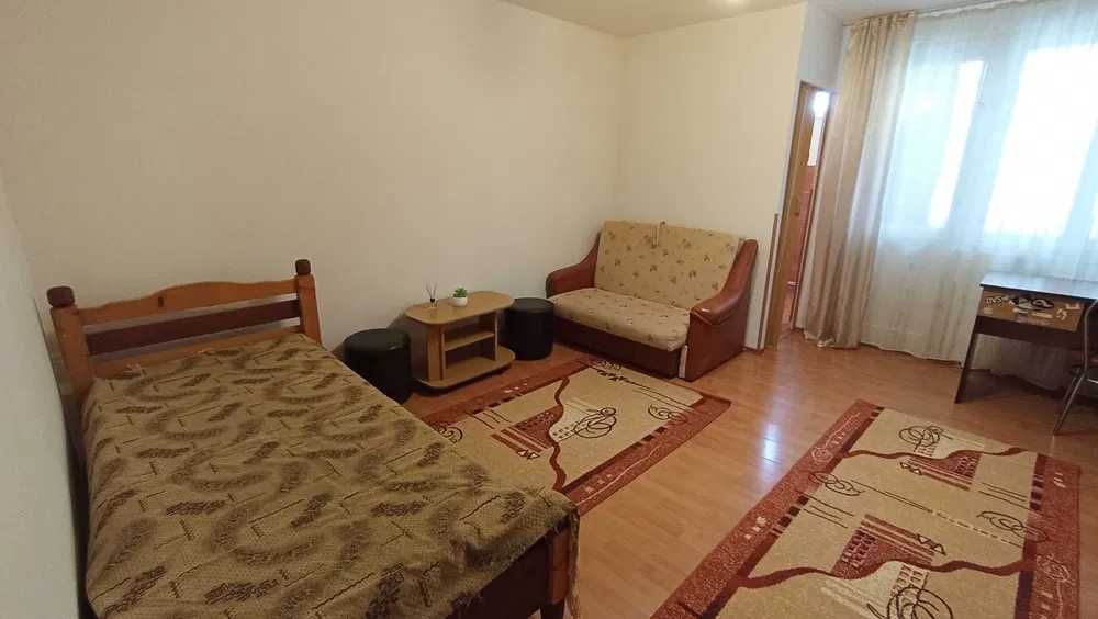 Garsonieră de închiriat