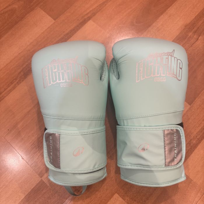 Качествени боксови ръкавици 12 oz