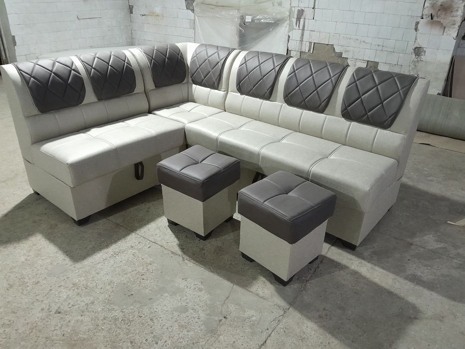 Ugolok va Divanlarimiz