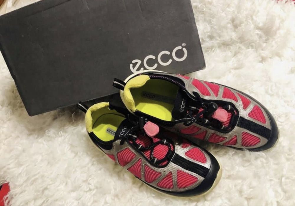 Adidas fata ECCO-marimea 33-34,inter2,71,cm,nu ghete piele ZARA,Salomo