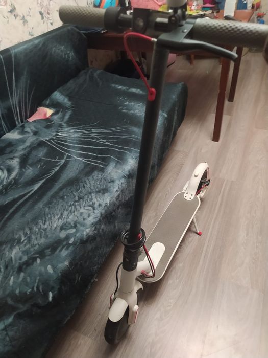 Продам Электросамокат Xiaomi