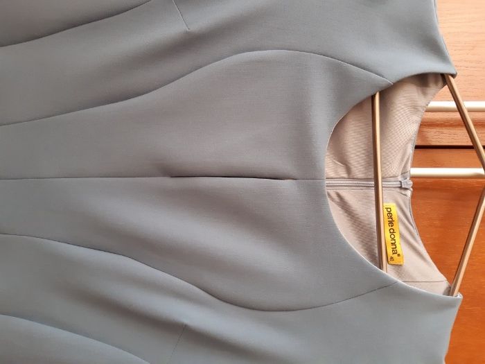 Платье красивое, б/у