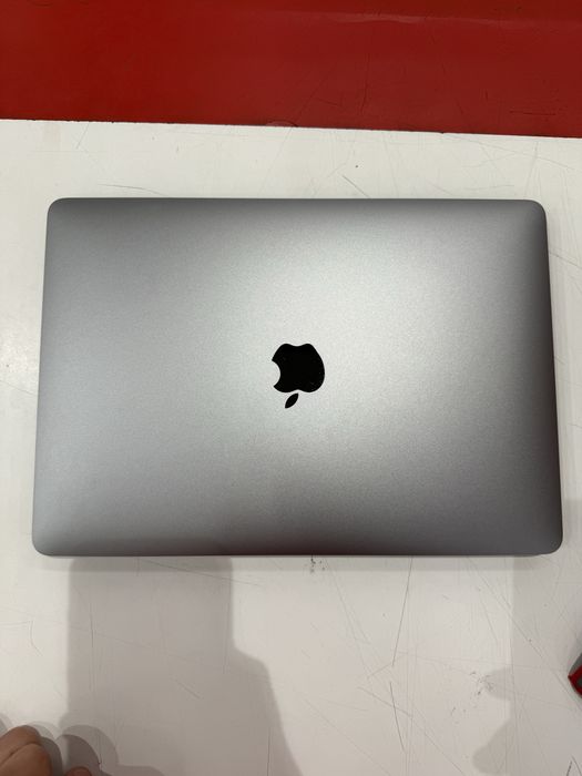 Макбук М1  2020 macbook