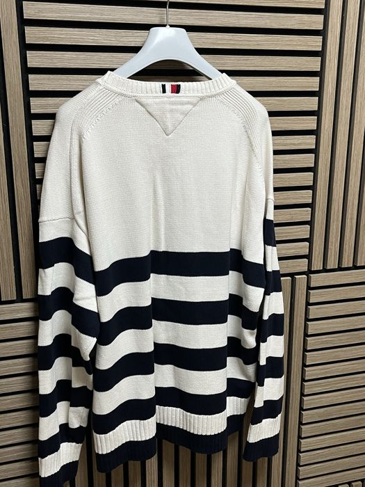 Tommy Hilfiger : размер 2ХЛ / Оригинал