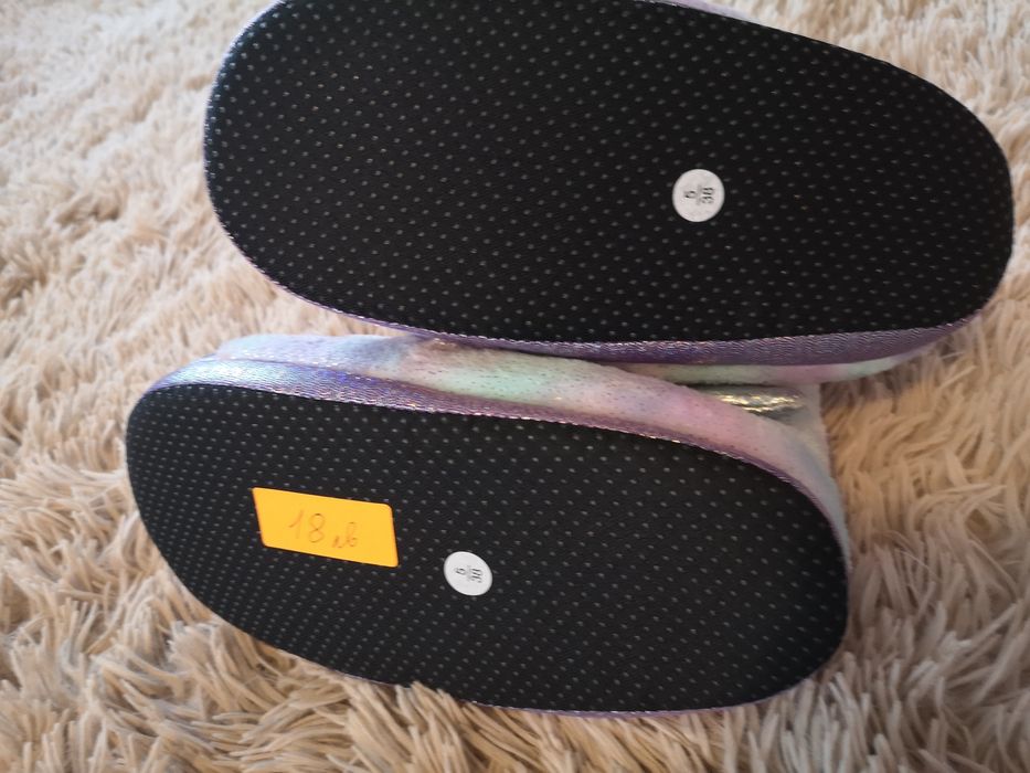 Топли пантофи - боти, нови. Номер 38