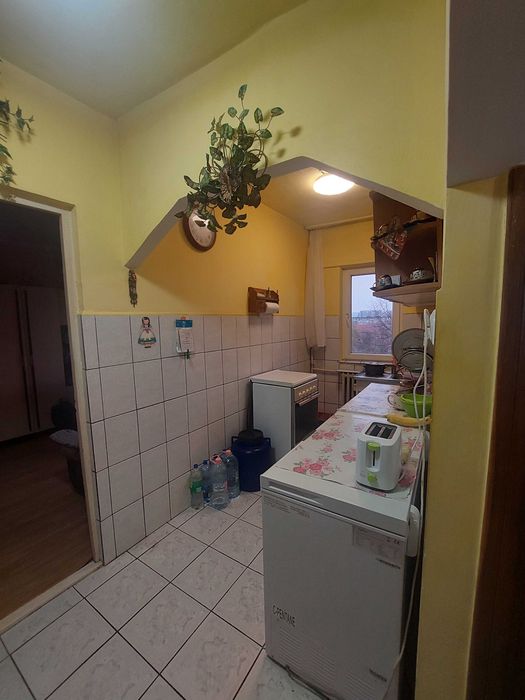 Apartament 3 camere et. 4 50mp² zona 22 decembrie/dorobantilor