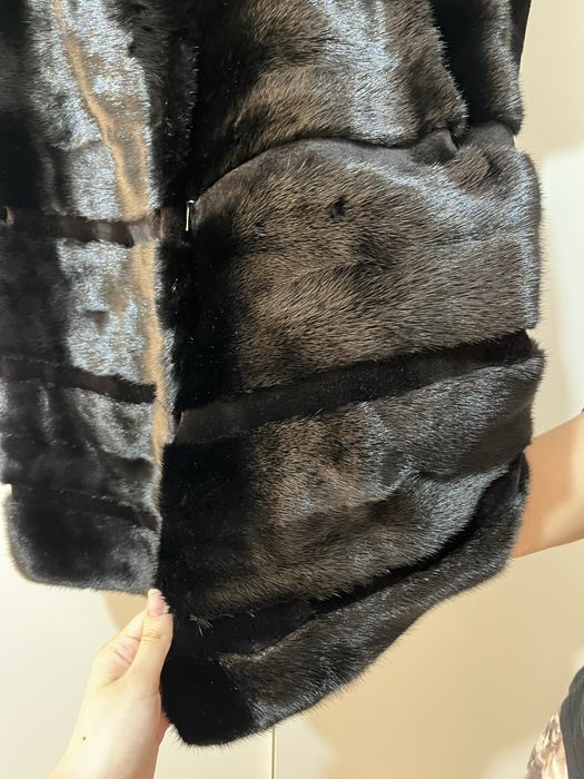 Продам норковую шубу