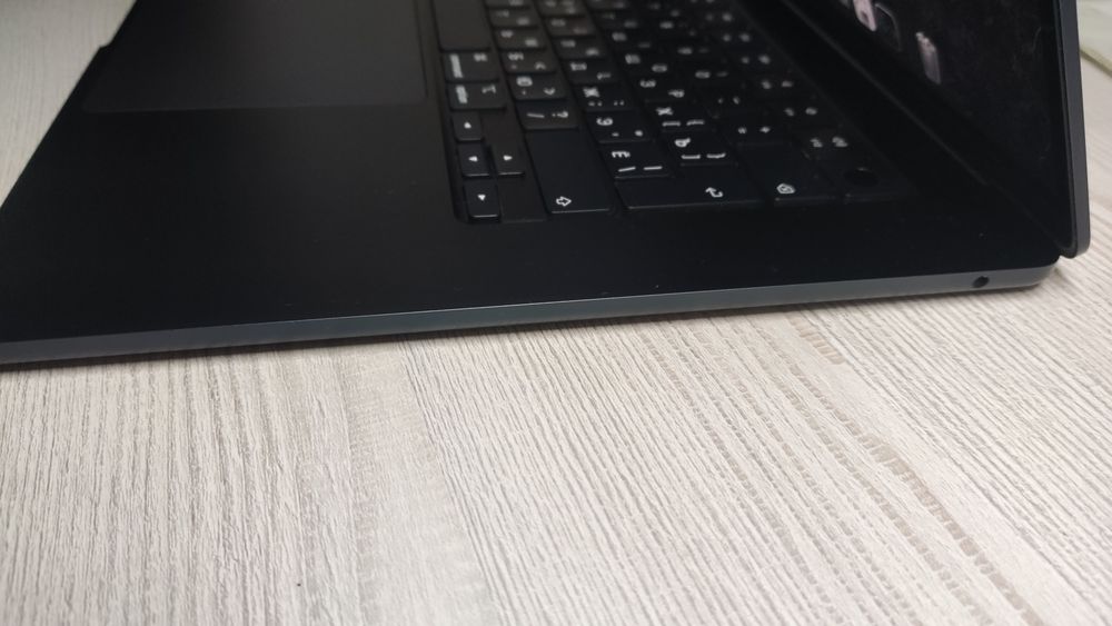 Macbook air 15 M3 8/256 Midnight 2024