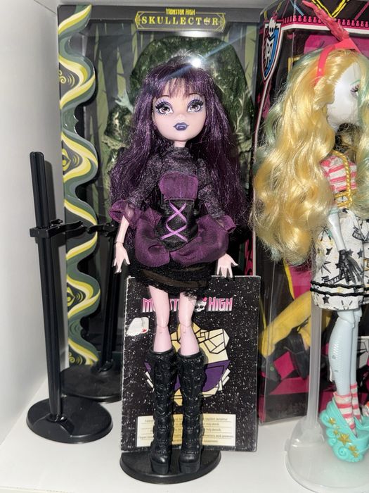 элизабет монстер хай обмен