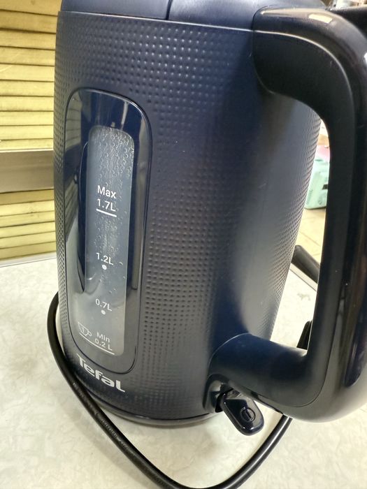 Електрическа кана Tefal KO2M0410