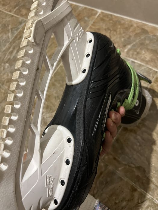 Коньки Бауер XLS