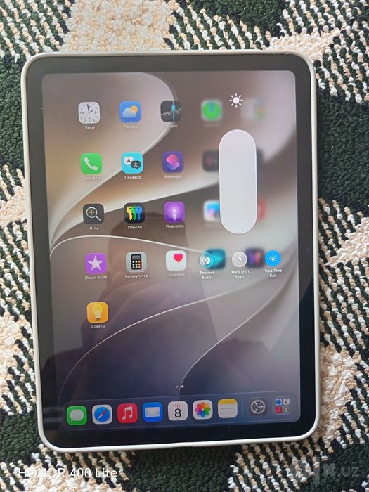 Ipad a16 yangi 98 yomkost 128gb li 1yillik garantiya taloni bn berilad