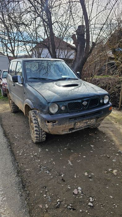 Nissan Terrano 2 2.7