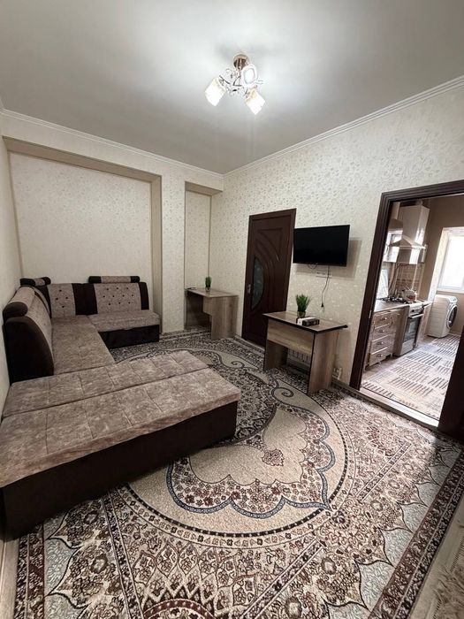 Квартира 2/2/4 Буюк Ипак Йули метро, Максим Горький