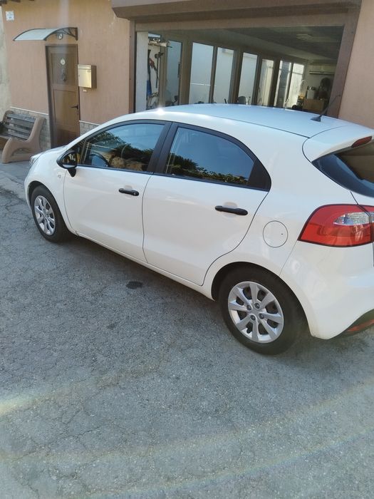 Kia Rio 1.25 LPG 2012г