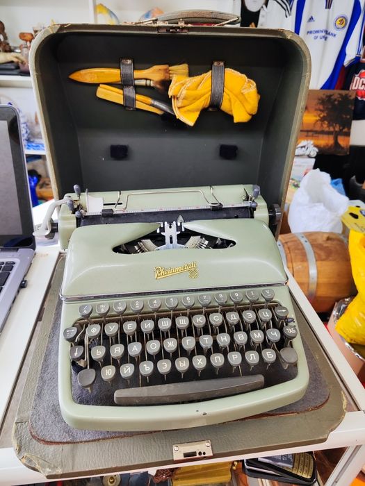 пишеща машина rheinmetall