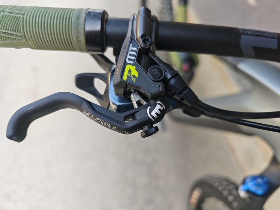 Карбонов Електрически Велосипед 29 Cube  750Wh Bosch CX Smart System