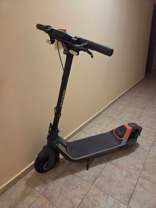 Електрическа тротинетка Segway Ninebot P65