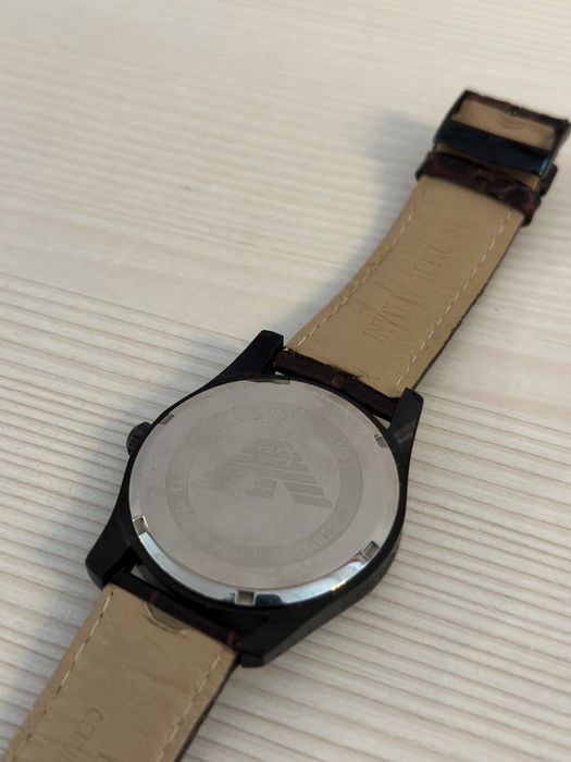 Наручные часы Emporio Armani