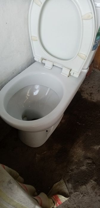 Продаю унитаз отличном
