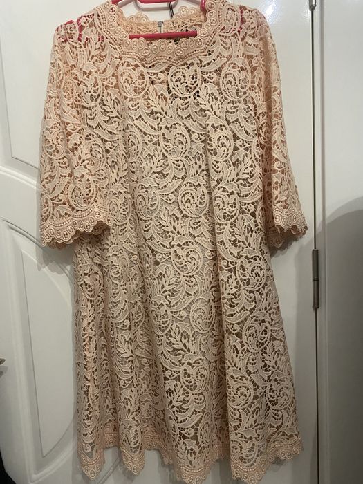 платье нарядное 46-48 размер