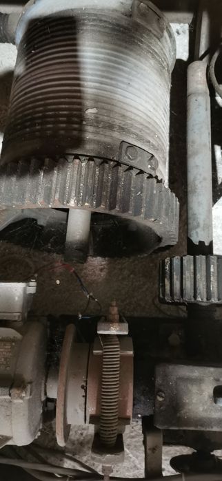 Асансьор универсален