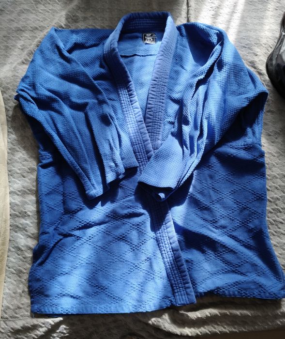 Кимано для  спорта дзюдо на мальчика