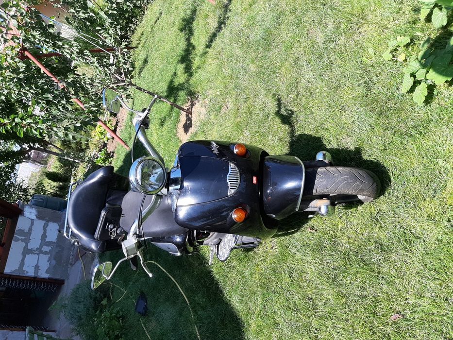 Скутер Априля 125 кубика